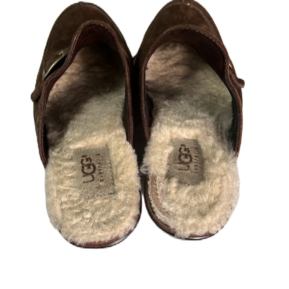 UGG, Brown Color, Heel Out, Belt Buckle Strap, Close Toe Heels, Size 9 - Picture 9 of 15